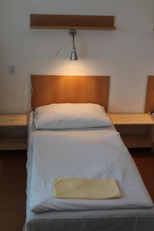 Hostel Turist Zvolen Habitación foto